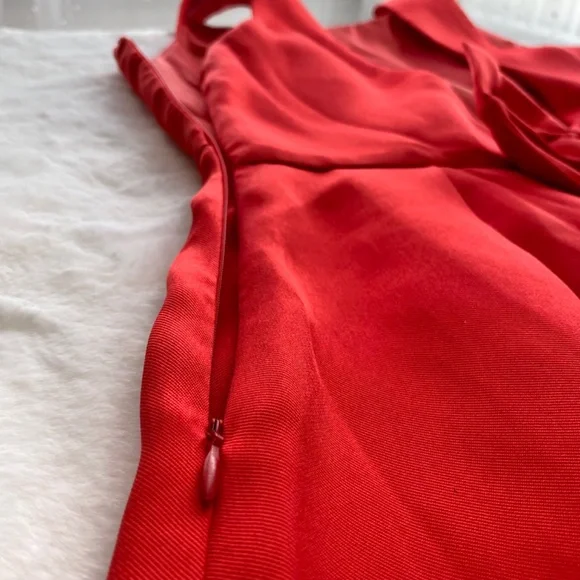 NWT Red Dress Boutique Open Back Red Dress With Bow in Size Medium - Picture 10 of 16